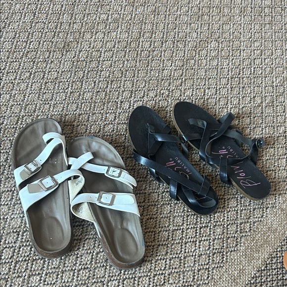 Madden Girl Shoes - Madden Girl Bryceee Sandal 5M White Criss Cross Toe Straps Size 7 + FREE PAIR